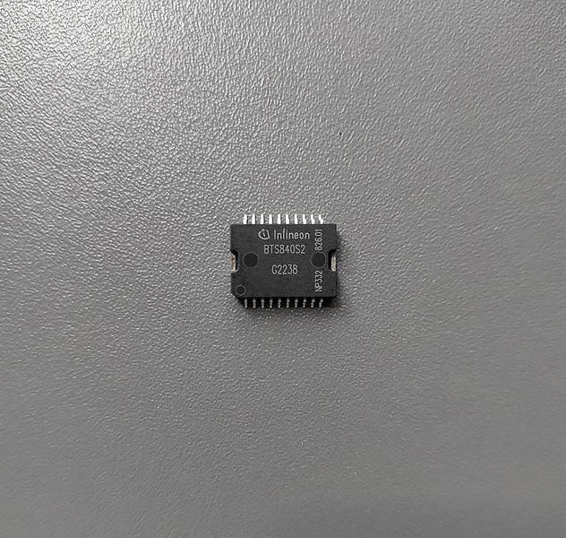 Микросхема BTS840S2 силовой драйвер DSO-20-12 Infineon MK2794 фото